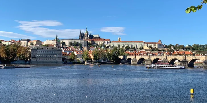 Jednodenní výlet: působivá Praha s plavbou po Vltavě a návštěvou Kutné Hory