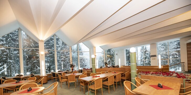 Pobyt ve Špindlerově Mlýně: snídaně a 3chodové večeře, sauna či wellness, půjčení holí na nordic walking