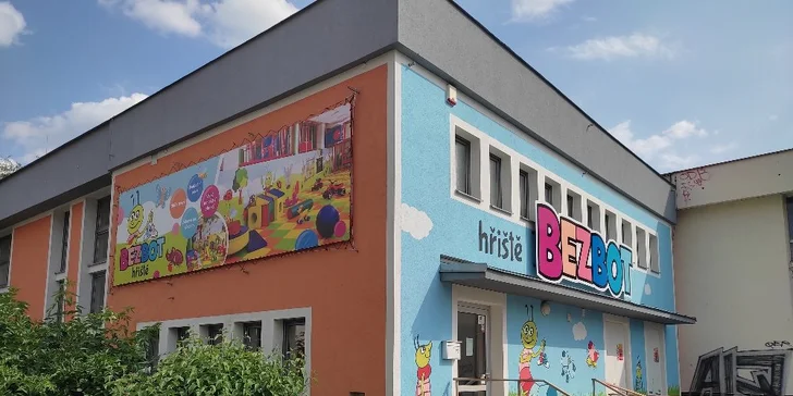 1 nebo 5 vstupů do dětské herny: prolézačky, míčový bazén i maxi lego
