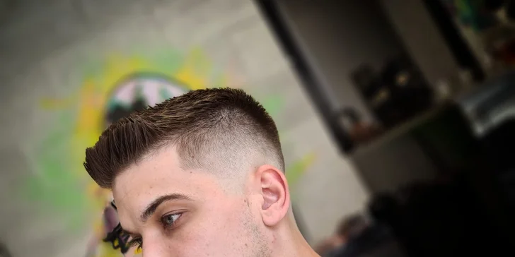 Péče v barbershopu: stříhání vlasů, úprava vousů i full servis od Dennyho