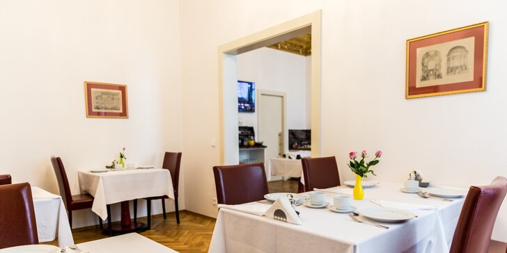 Pobyt ve 4* hotelu v Karlových Varech u Vřídelní kolonády se snídaní