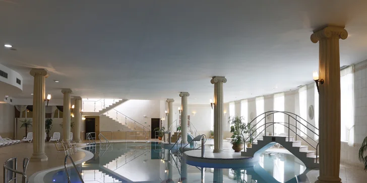 Pobyt ve 4* hotelu v Karlových Varech s neomezeným wellness, procedurami a snídaní či polopenzí