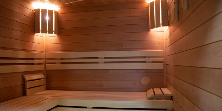Dovolená na jihu Čech: hotel se snídaněmi, bazénem i privátním wellness