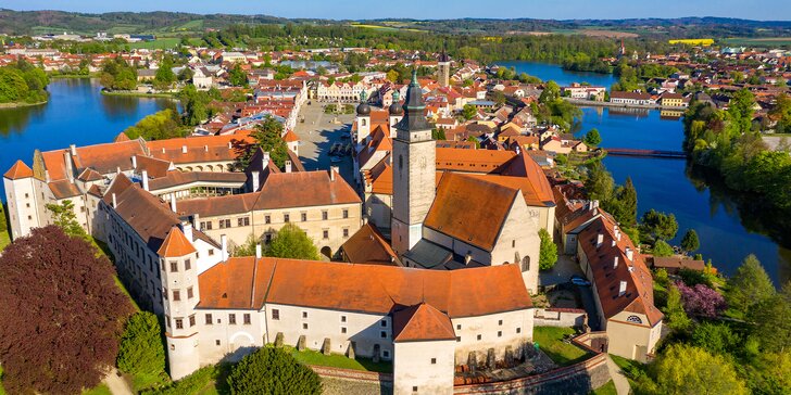 Vyrazte na jednodenní výlet nejen po památkách UNESCO: Český Krumlov, Telč i Hluboká nad Vltavou