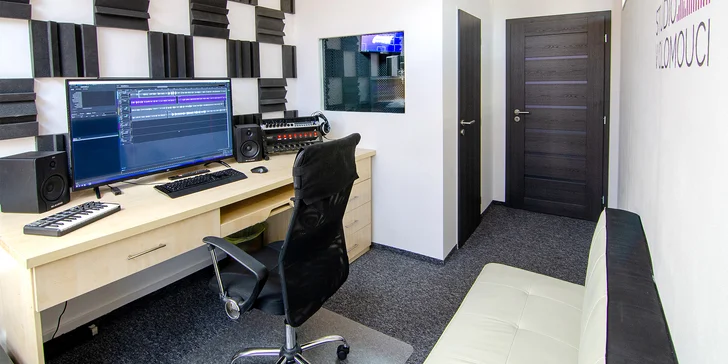 Nahrajte si píseň či podcast: 2 hod. v nahrávacím studiu vč. mixu a masteringu