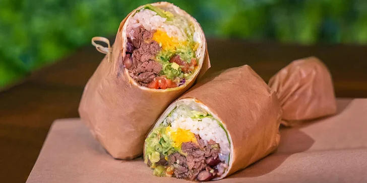 Burrito s avokádem a trhaným hovězím i domácí ice tea pro 1 nebo 2 osoby