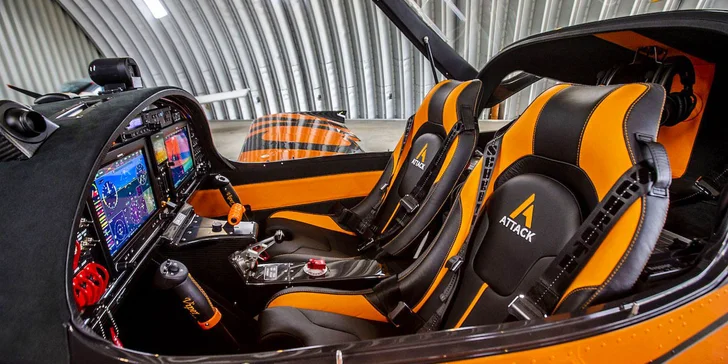 Vzneste se k nebesům: soukromý zážitkový let či pilotování letounu Attack Viper SD4