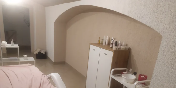 Pro hladké tělo: depilace horního rtu, brady, podpaží, rukou, lýtek i celého těla