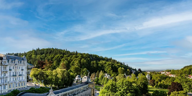 Luxusní 5* hotel v Mariánkách: polopenze, sauny a bazény, pobyt 2 dětí do 5,9 let zdarma