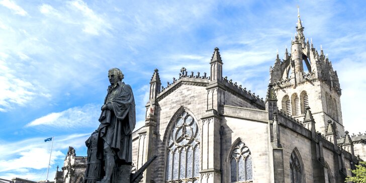 Vánoční trhy i překrásné památky: advent v Edinburghu s výletem do Rosslynské kaple: