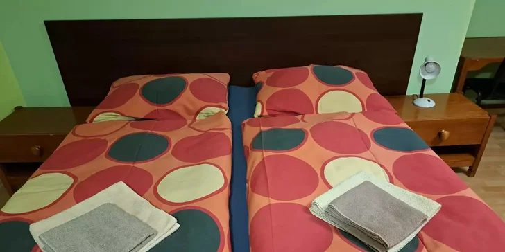 Každá izba je účelne vybavená a má súkromnú kúpeľňu.