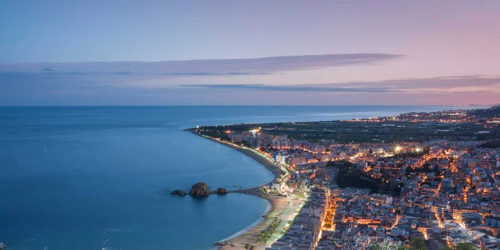 Španělská Costa Brava: zájezd pro rodiče s dětmi s táborovým programem a plnou penzí