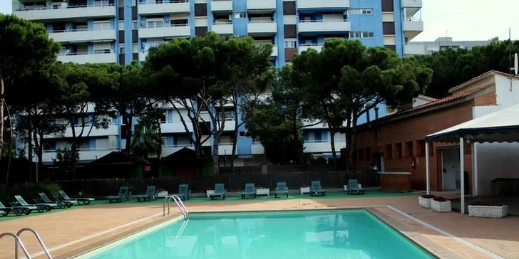 Španělská Costa Brava: zájezd pro rodiče s dětmi s táborovým programem a plnou penzí