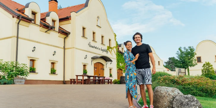 Relaxační pobyt ve Vinařství U Kapličky: polopenze, wellness a degustace vín