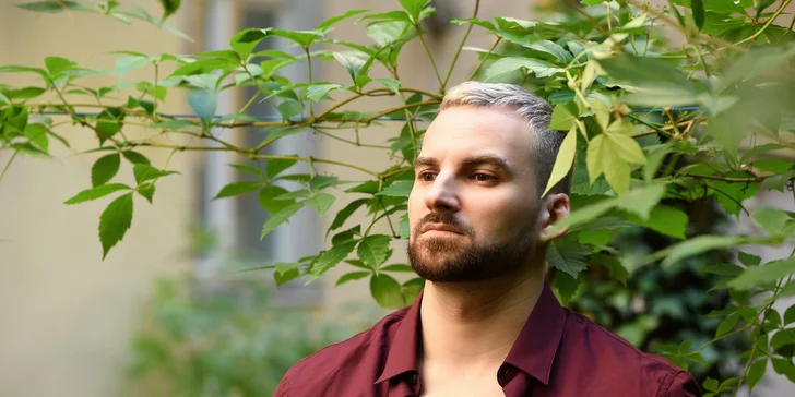 Fotografování v ateliéru i v exteriéru pro jednotlivce, páry nebo rodiny