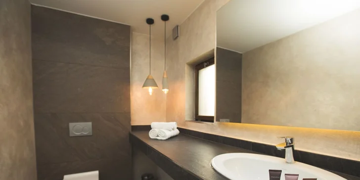 4* pobyt kousek od Konopiště se snídaní či polopenzí, wellness i grilováním