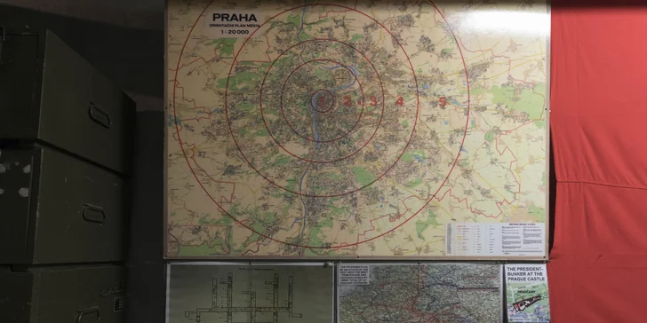 Navštivte atomový bunkr: 100min. vycházka s výkladem a návštěvou bunkru
