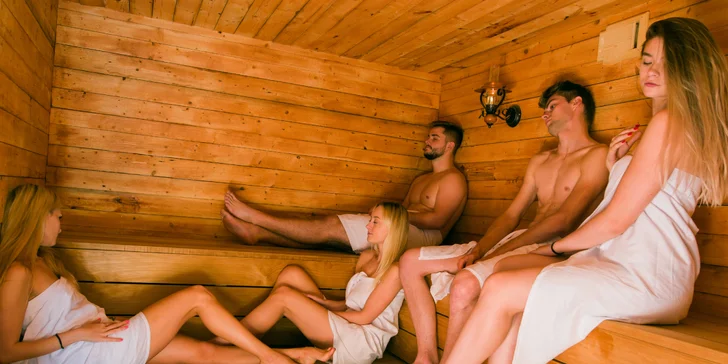 Jednorázový vstup do veřejné sauny: 90 min. saunování, domácí limonáda, ovoce