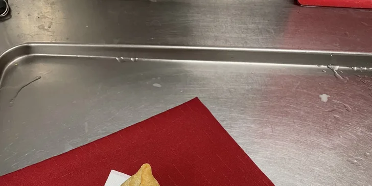 Otevřený voucher na 500 či 1000 Kč do nově otevřené indické a nepálské restaurace v centru Pardubic