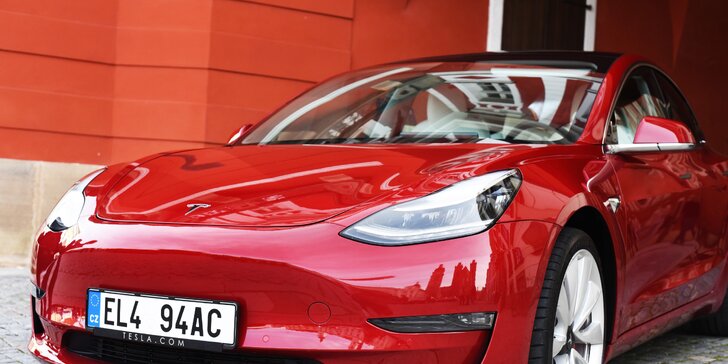 Jízda v elektromobilu Tesla Model 3 performance: řidičem na 20 až 60 minut