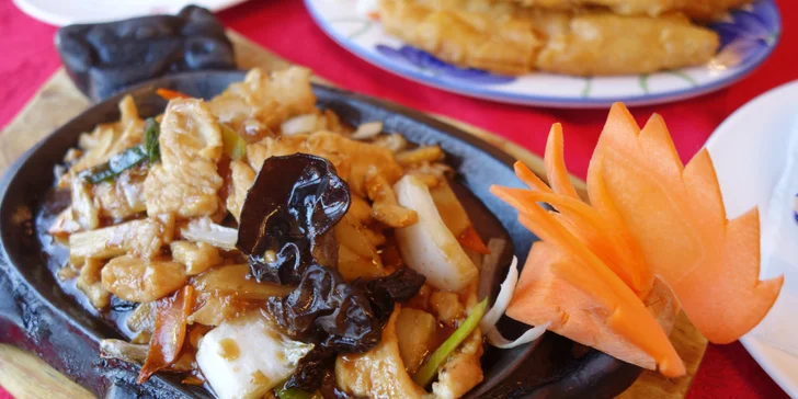 Chutě Číny: otevřený voucher v hodnotě 400 Kč na cokoliv z hlavního menu