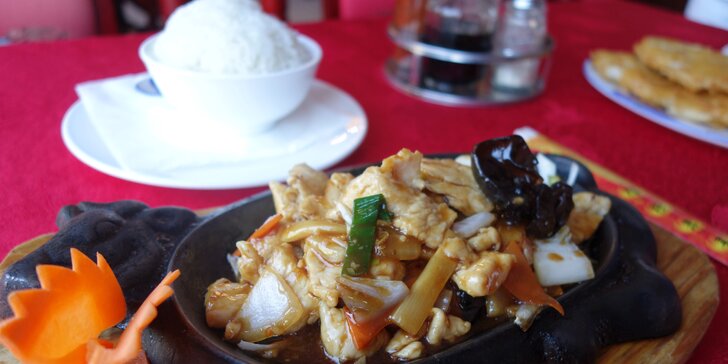 Exotické chutě: menu v čínské restauraci poskládané dle přání pro 2 osoby