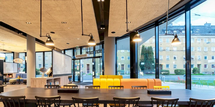 Objevte Salcburk: moderní hostel se snídaní, až 2 děti zdarma a památky na dosah