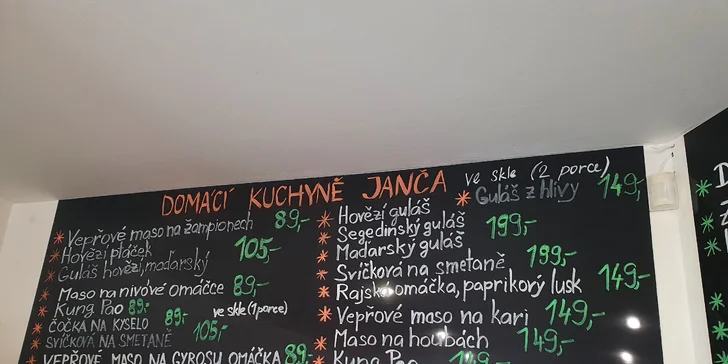 500–1000 Kč na nákup v Domácí kuchyni Janča: jídla ve skle, Davídkovo koření i zabijačkové speciality