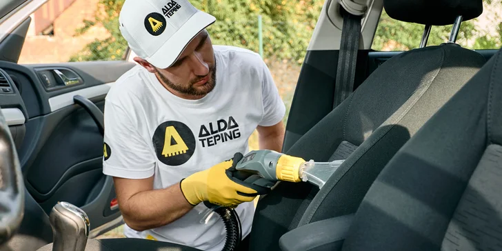 Půjčení tepovače Kärcher k čištění čalounění sedaček, koberců i interiéru auta na 2 dny i celý víkend