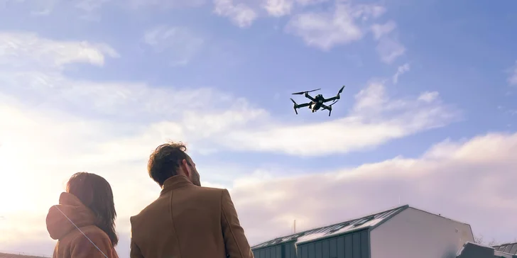 4hodinový kurz létání s dronem: Základy ovládání nebo FPV racing