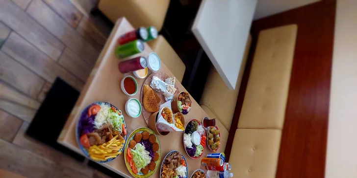Kebab na Florenci s sebou: v tortille, pita chlebu nebo jako talíř