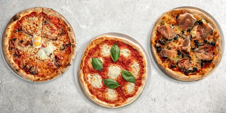 Tři pizzy o průměru 35 cm podle výběru z 16 druhů, krabice na odnos