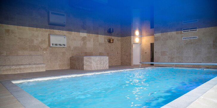 Královská relaxace v Hotelu Lions – wellness procedury, bazén i zmrzlina