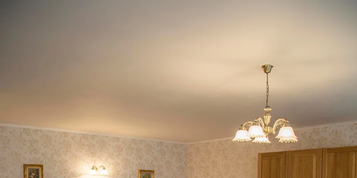 Královské lenošení s polopenzí, volným vstupem do wellness i zmrzlinou