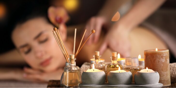Dopřejte si uvolnění: masáž s baňkami, čokoládovým nebo teplým olejem z vonné svíčky