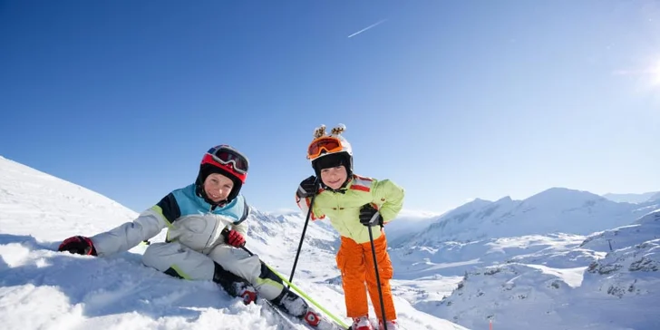 Zima na břehu Lipna: Pobyt s polopenzí a bohaté možnosti ke sportovnímu vyžití