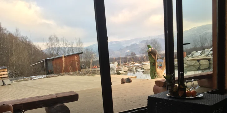 Privátní wellness se saunami, koupacím sudem i relaxací v šungitové místností