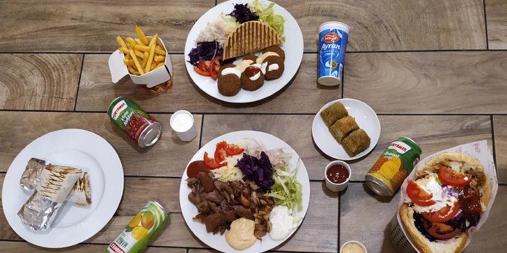 Kebab na Florenci s sebou: v tortille, pita chlebu nebo jako talíř