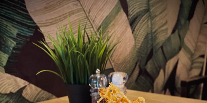 Moderní restaurace Na Palmovce: až 1500 Kč na českou klasiku, burgery i jídla pro vegany