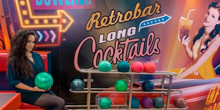 Nově zrekonstruovaný bowling se 6 drahami a UV provedením: 1 nebo 2 hod. až pro 6 hráčů