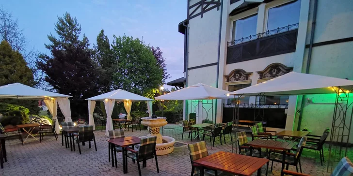 Voucher na 500 či 1 000 Kč na jídlo i nápoje v balkánské restauraci Balkaňeros