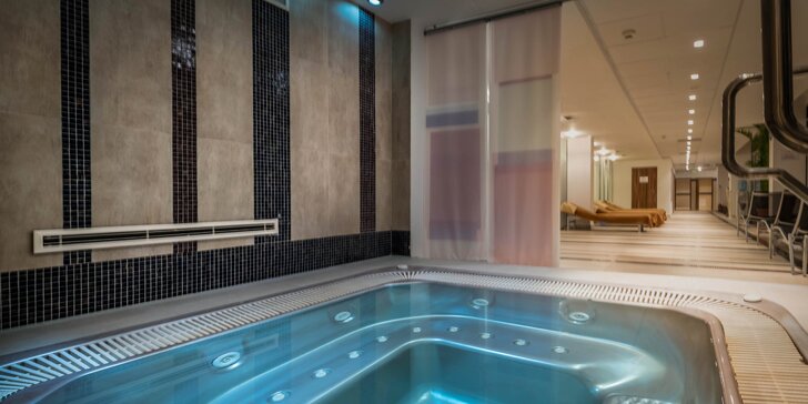 Relax v hotelu Aqua: bylinková parní sauna, plavecký bazén i polopenze
