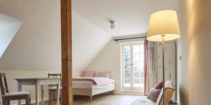 Venkovské stavení v CHKO Labské pískovce: vybavené apartmány pro 2–7 osob i privátní sauna