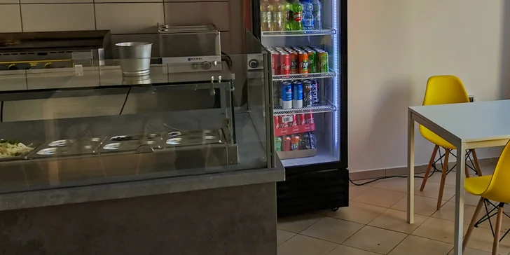Burger podle výběru z 5 druhů, hranolky a limonáda pro 1 nebo 2 osoby