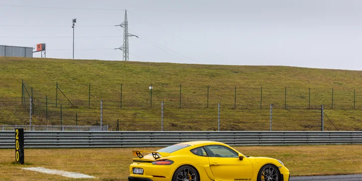 Superrychlá jízda na závodním okruhu v Mostě i Brně: 1–4 kola jako řidič či spolujezdec Porsche GT3 a GT4