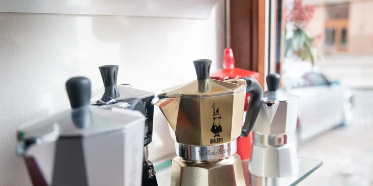 Baristické kurzy tří úrovní: 4, 8 nebo rovnou 14 hodin věnovaných kávě