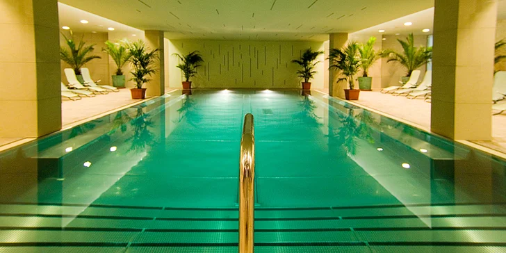 Pobyt ve 4* hotelu ve Zlatých Lázních: aquapark, procedury i polopenze