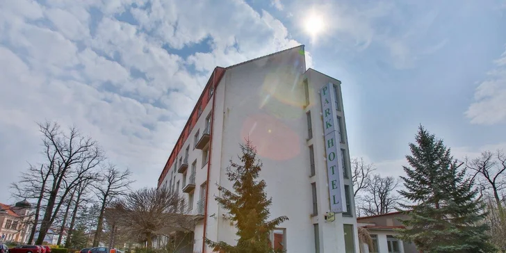 4* relax v Hluboké nad Vltavou se snídaní či polopenzí a novým wellness