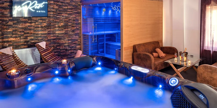 3 hodiny romantiky: privátní wellness s vířivkou a finskou saunou pro dva