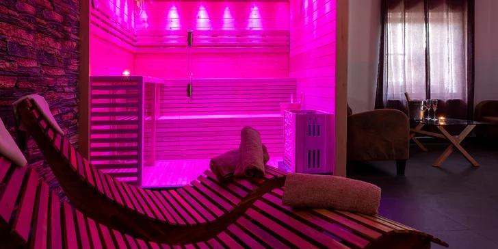 3 hodiny romantiky: privátní wellness s vířivkou a finskou saunou pro dva
